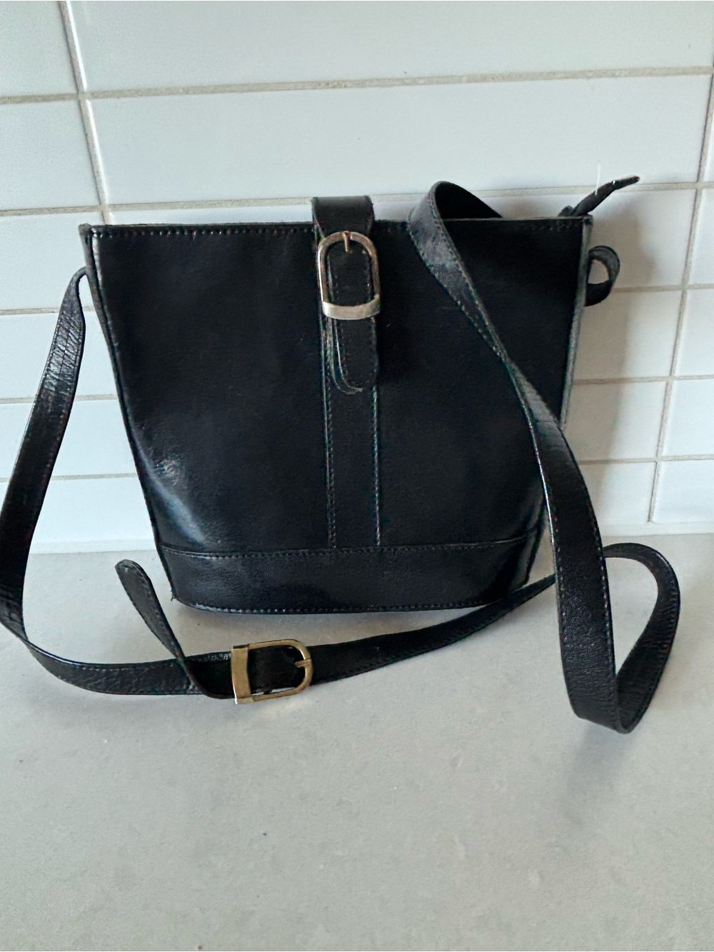🔮Vintage🔮 Black Leather Structured Crossbody Bag with Silver Buckles
